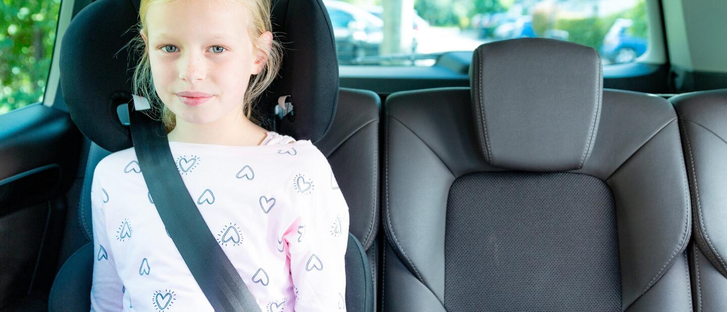 Kind in autostoel
